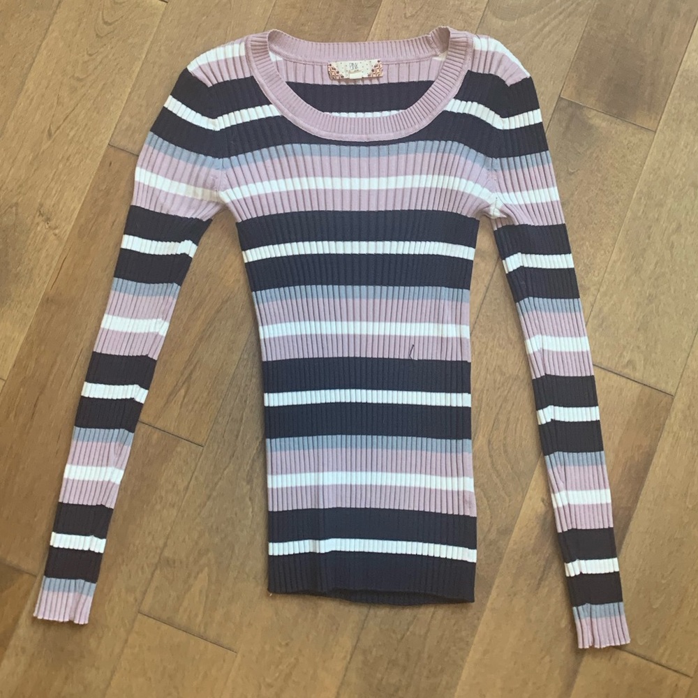 Long sleeve sweater